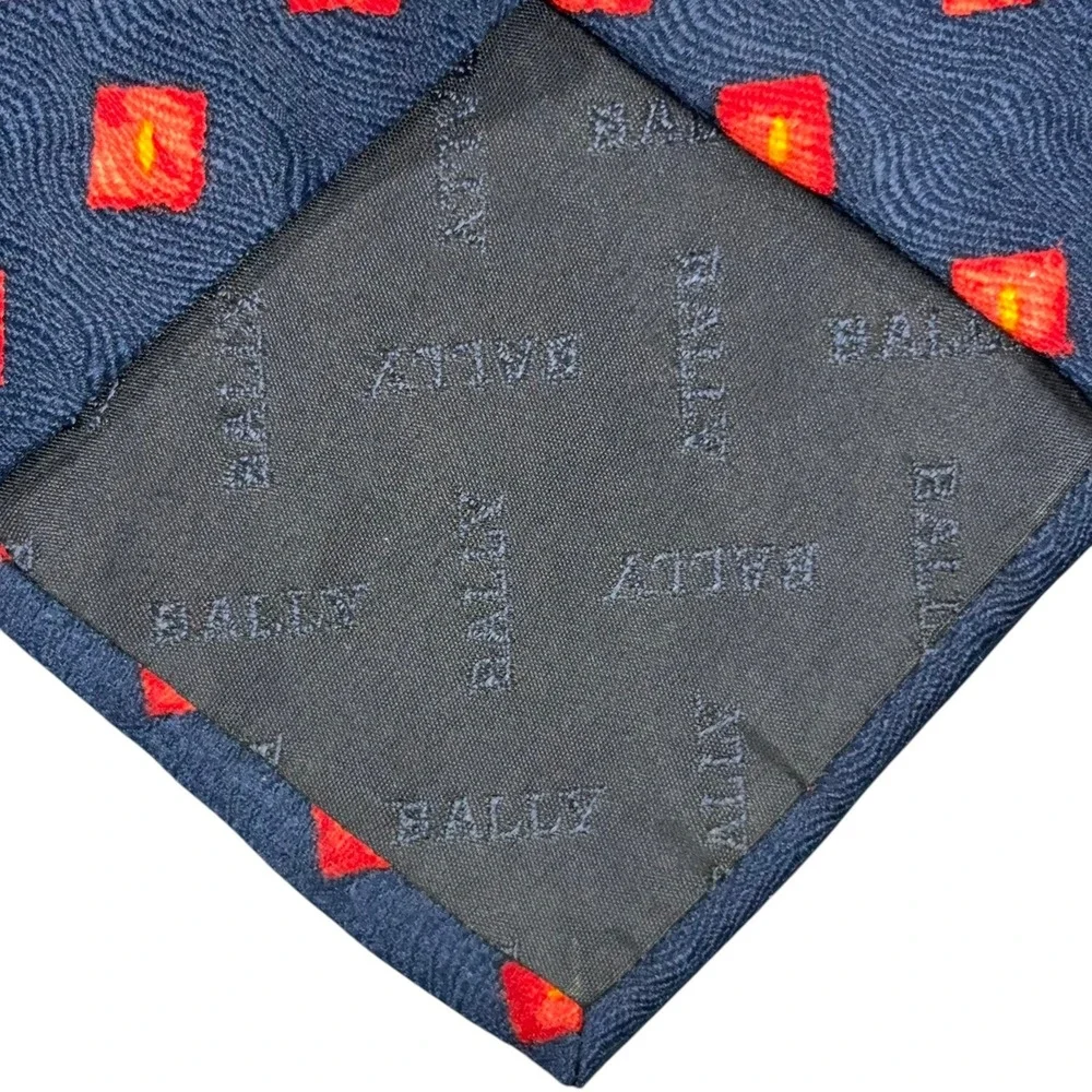 Vintage‎ Bally Switzerland 100% Silk Tie Navy Blue Red Geometric Italy 3.75x60